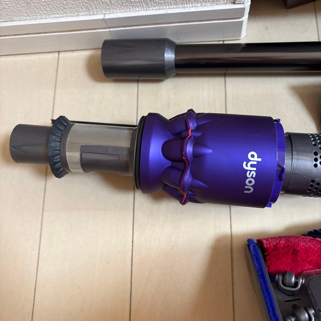 Dyson ダイソン コードレス掃除機 オムニグライド SV19 スタンド付き