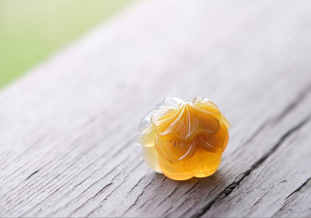 ゴビ石−1412 ゴビ瑪瑙　『銀杏』和菓子　彫刻