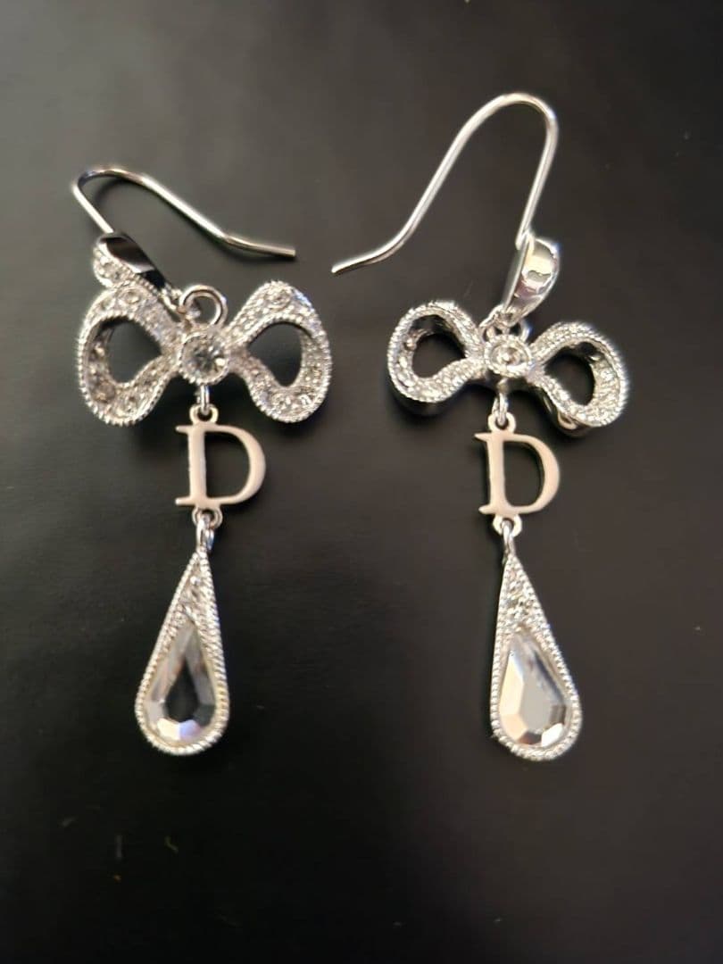 【Dior】リボンモチーフピアス