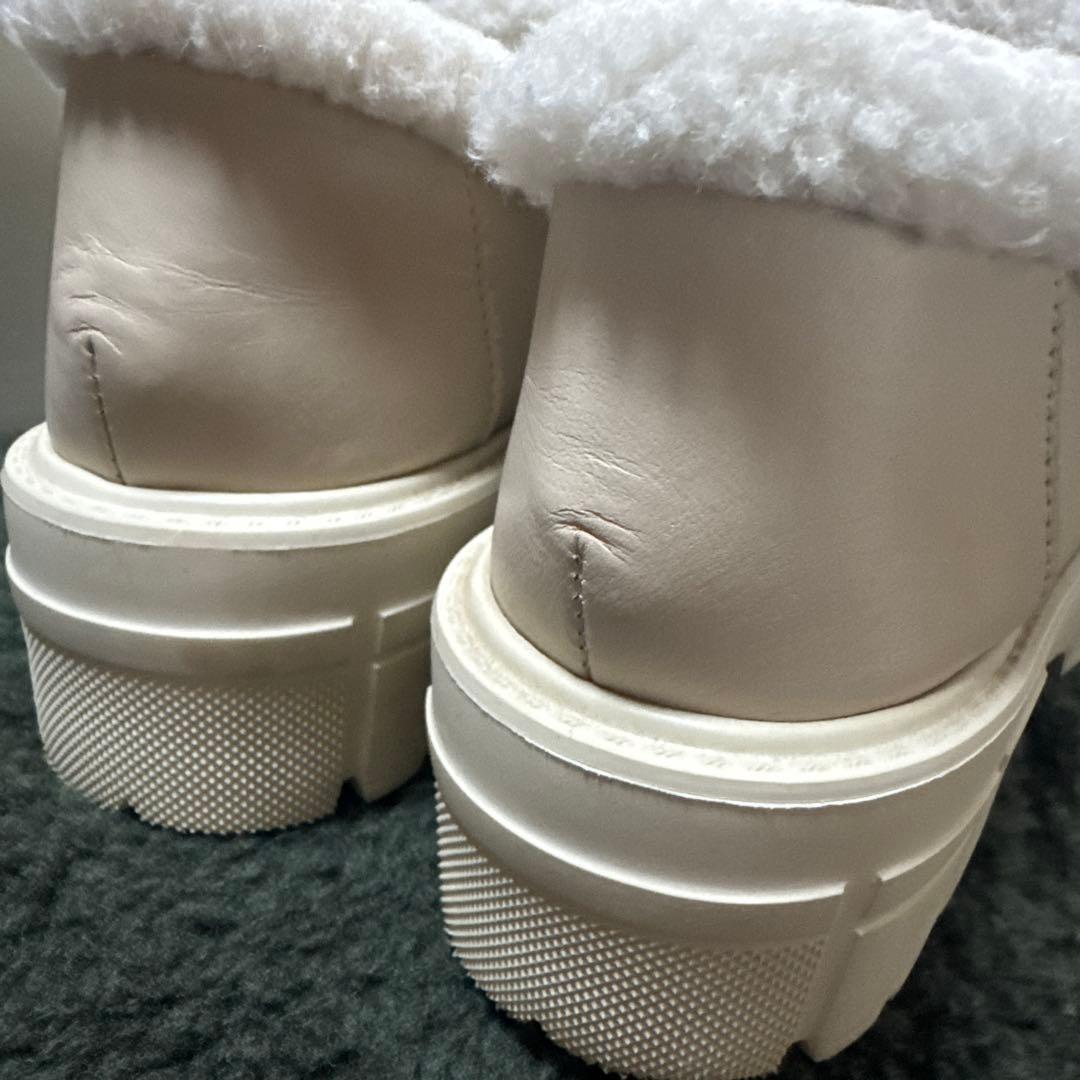 極美品ヒルズアヴェニュー ボア厚底 ローファータンクソール ストーミ