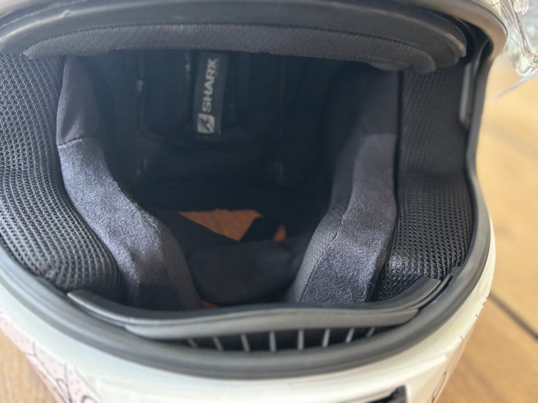 SHARK フルフェイスヘルメット グラフィックデザイン サイズXS（女性