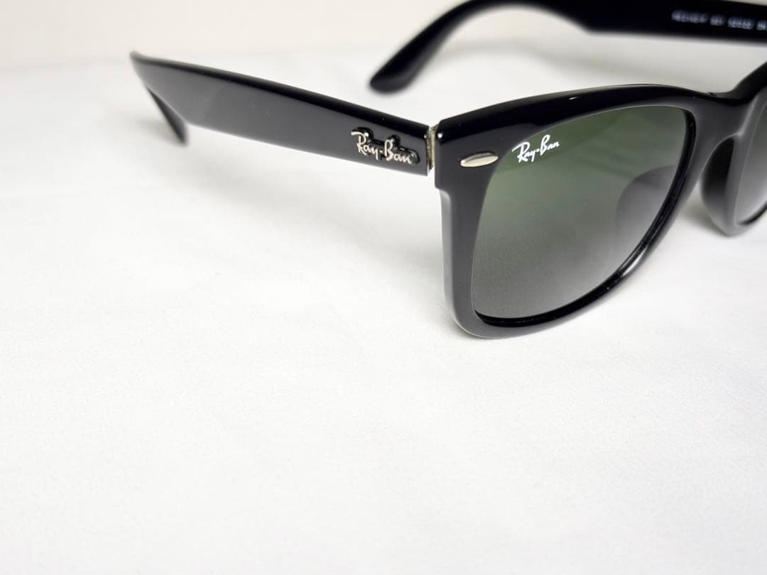 極美品！レイバン RB2140F ウェイファーラー ブラック サングラス
