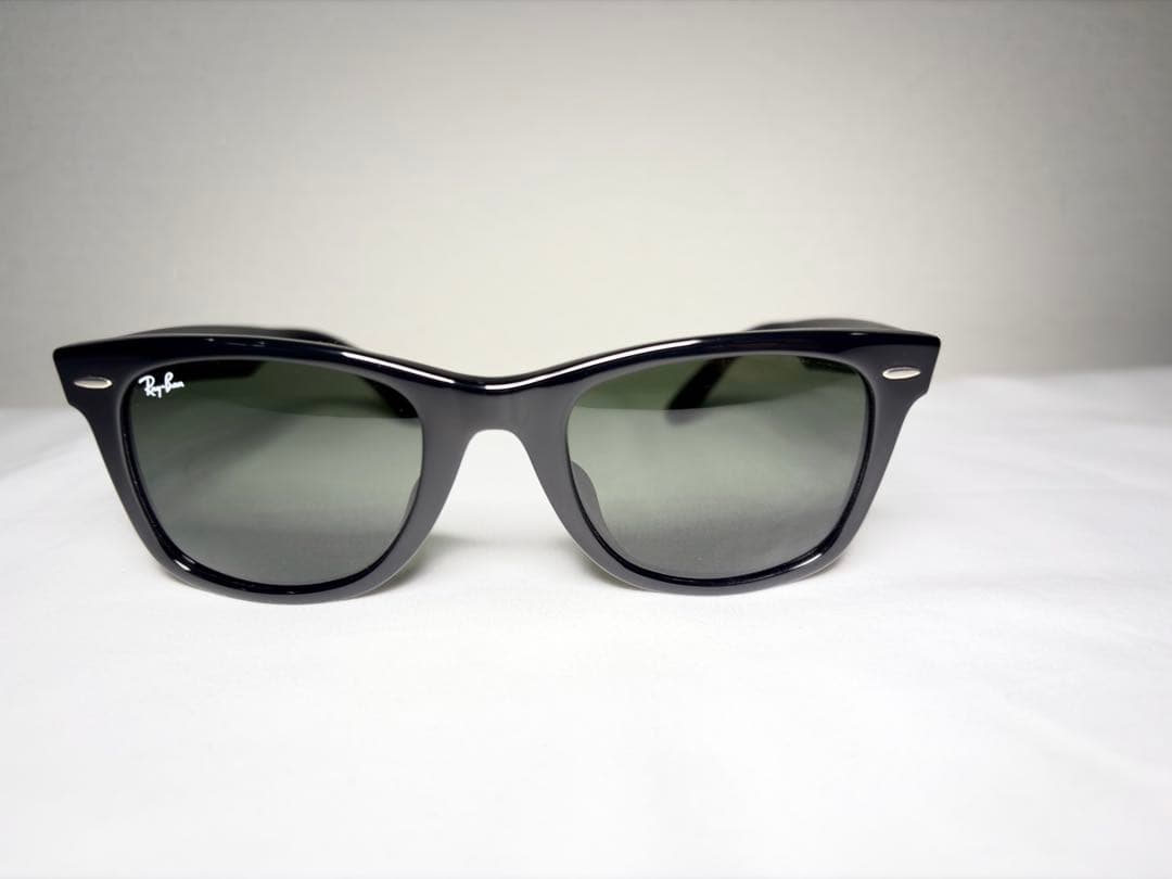 極美品！レイバン RB2140F ウェイファーラー ブラック サングラス