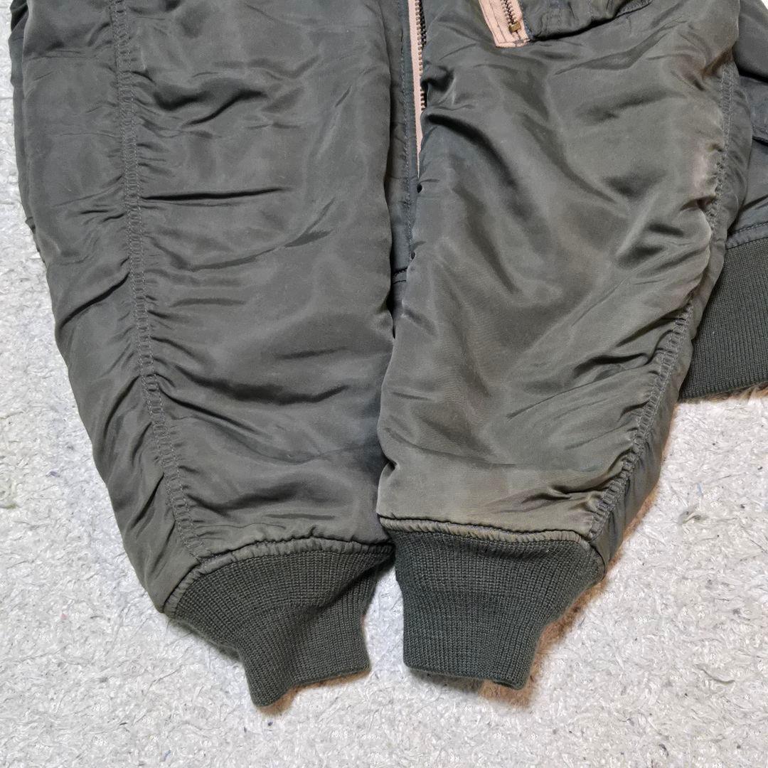 希少　アヴィレックス MA-1 M カーキ ディズニー ドナルド 6162043