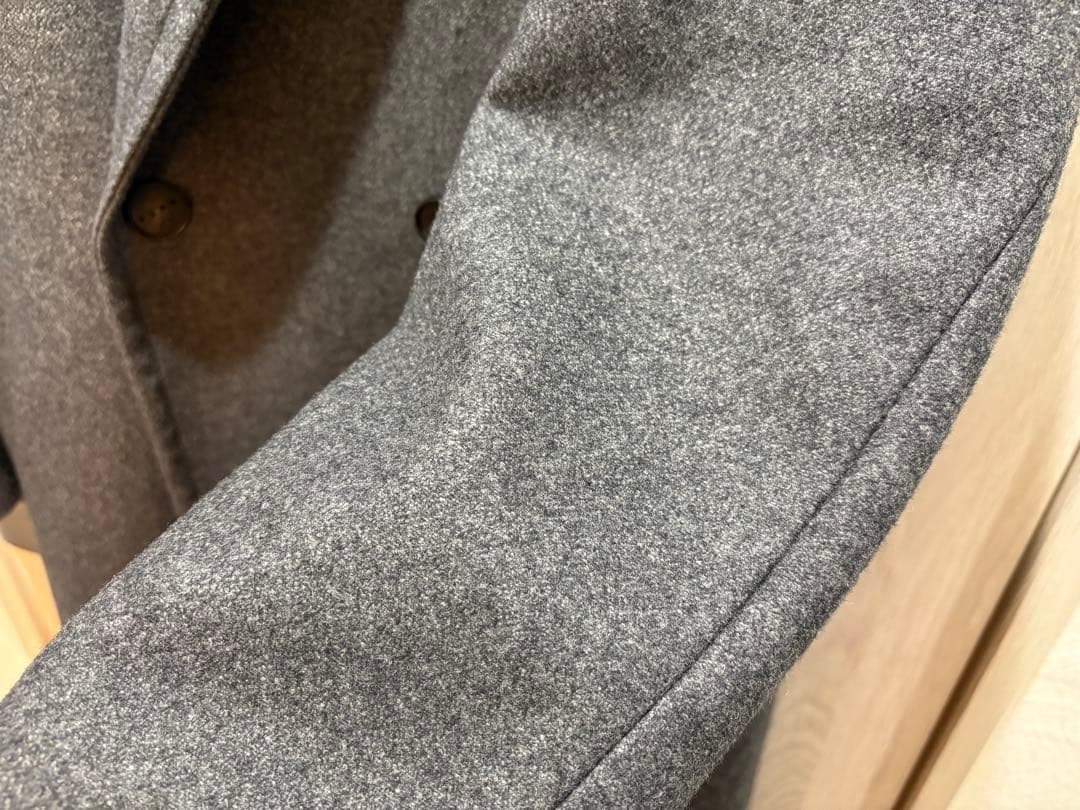 HEVO イーヴォBRINDISI ブリンディジ グレー 44サイズ 美品