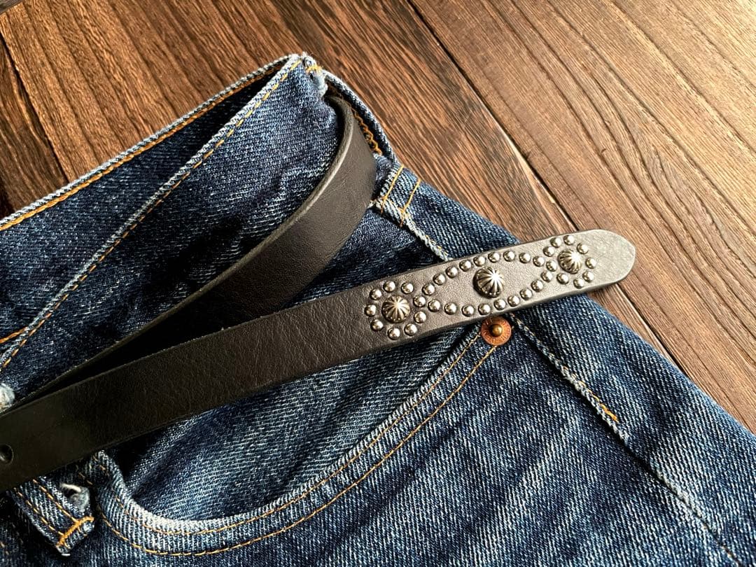 ナローロングベルト シルバー ミッスーリoval2 HTC CALEE