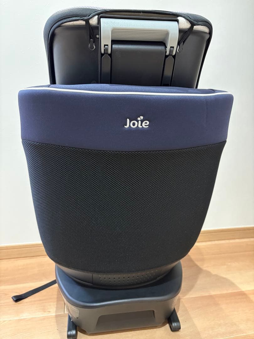 Joie 回転式チャイルドシート 0-18kg