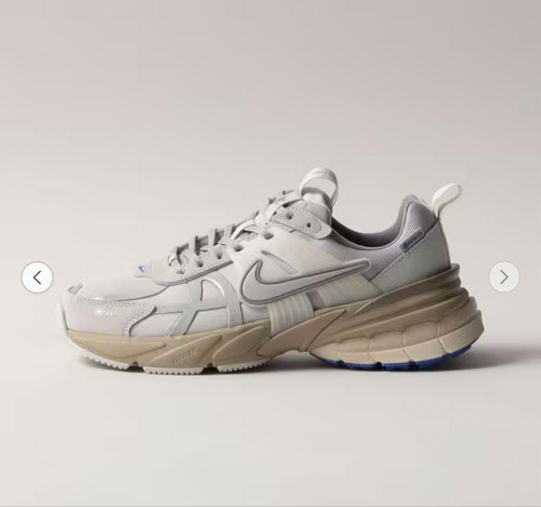 NIKE v2k run GTX ／ White 23.5cm