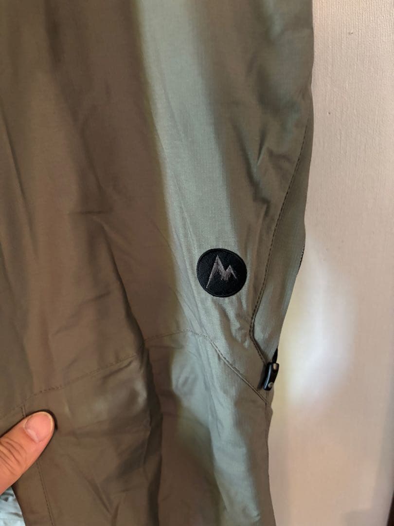 タイムセール‼️マムート　スキーウェア　スノーボードウェア中古　Marmot L