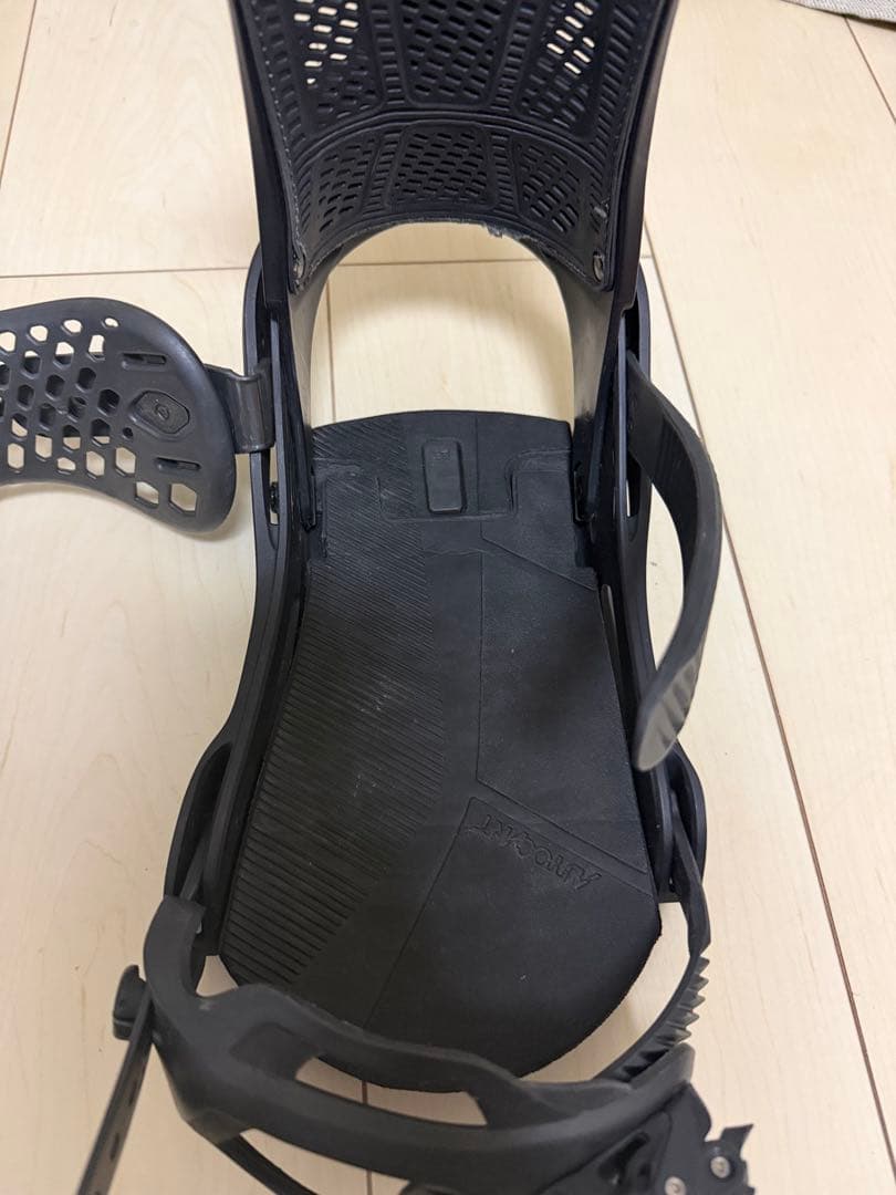 【廃盤品】Burton ビンディング Malavita Re:Flex Mサイズ