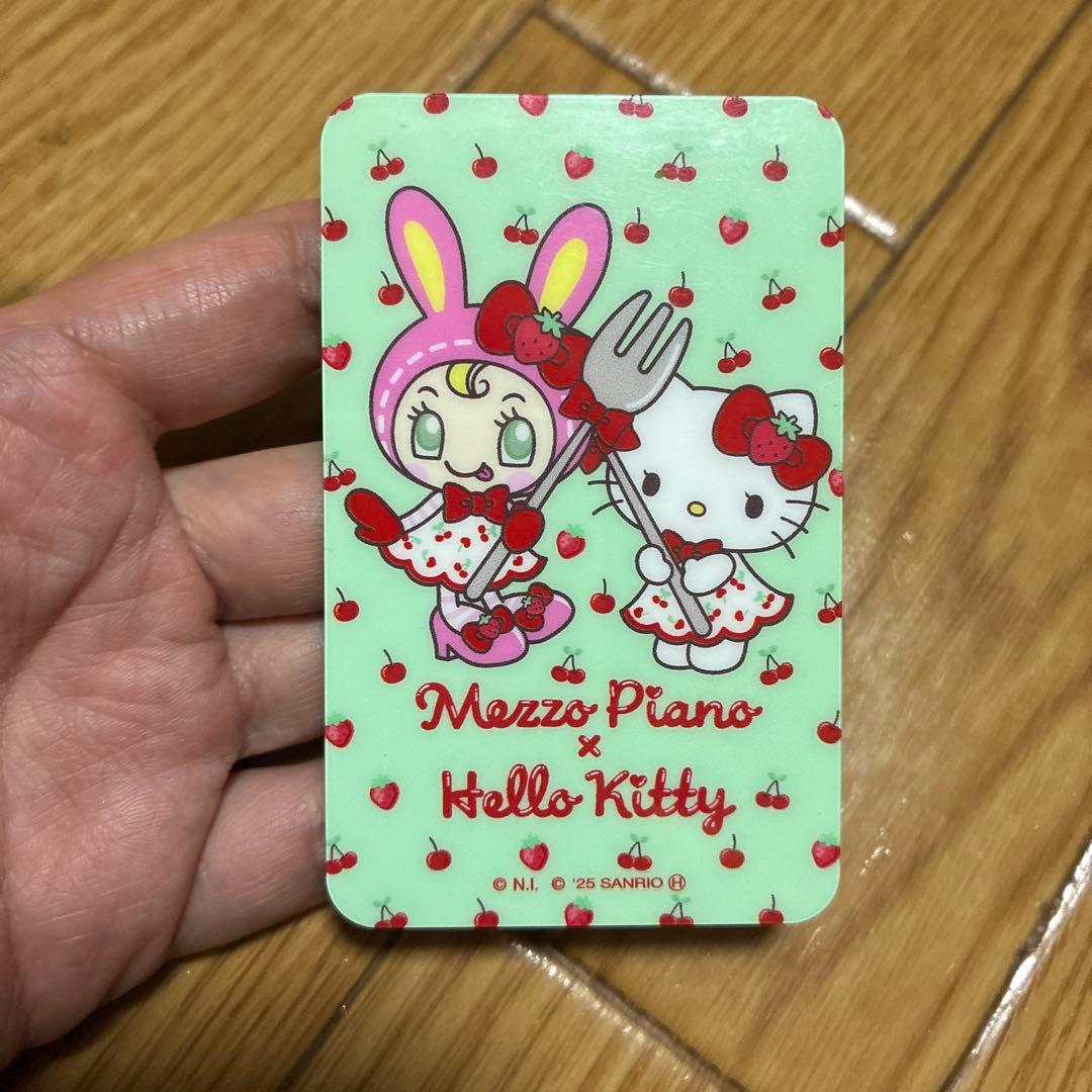 Mezzo Piano × Hello Kitty カードミラー - メルカリ