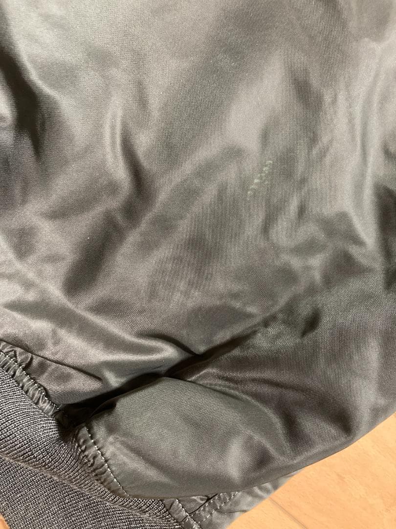 む*ん様 アルファインダストリーズ MA-1 ワッペン付きフライトジャケット L