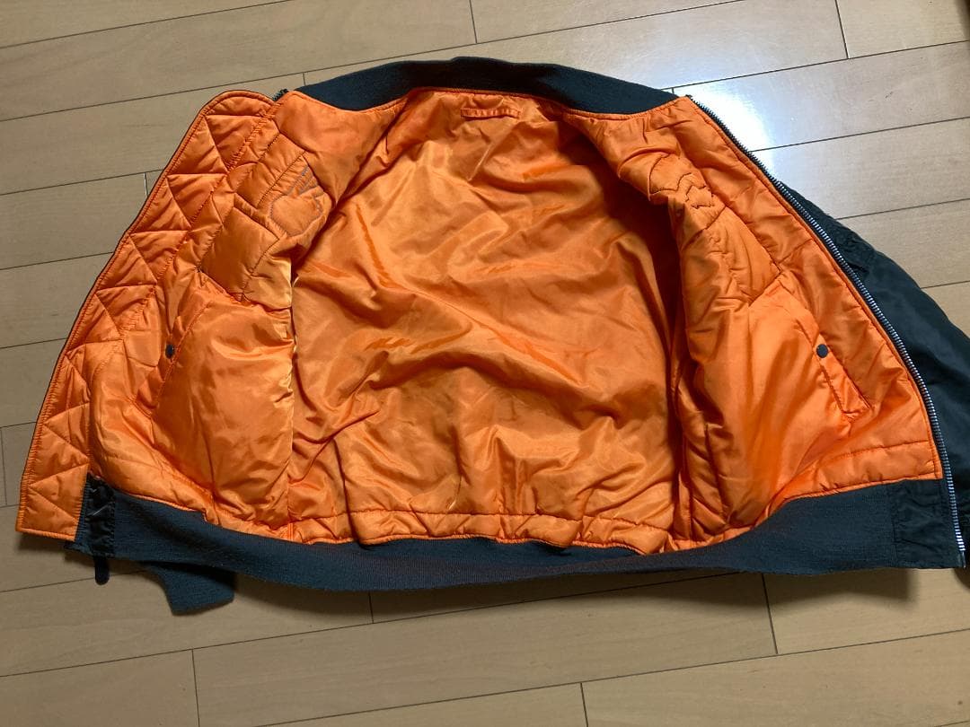 む*ん様 アルファインダストリーズ MA-1 ワッペン付きフライトジャケット L