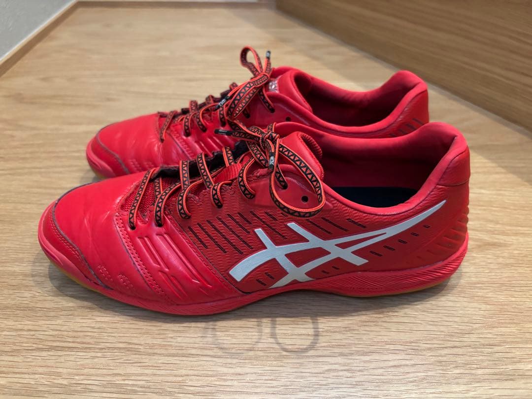 ASICS フットサルシューズ レッド