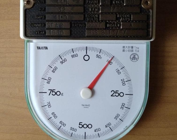 ももじりです。　ヴィンテージ 真鍮プレート 3セット　鋳物 鋳造 銘板