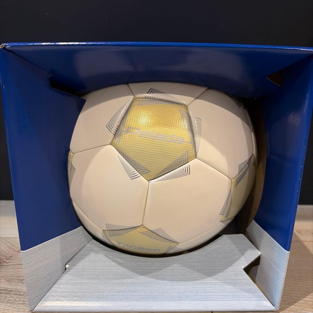 新品】モルテン 限定ペレーダ4900 4号 ゴールドエディション ホワイト