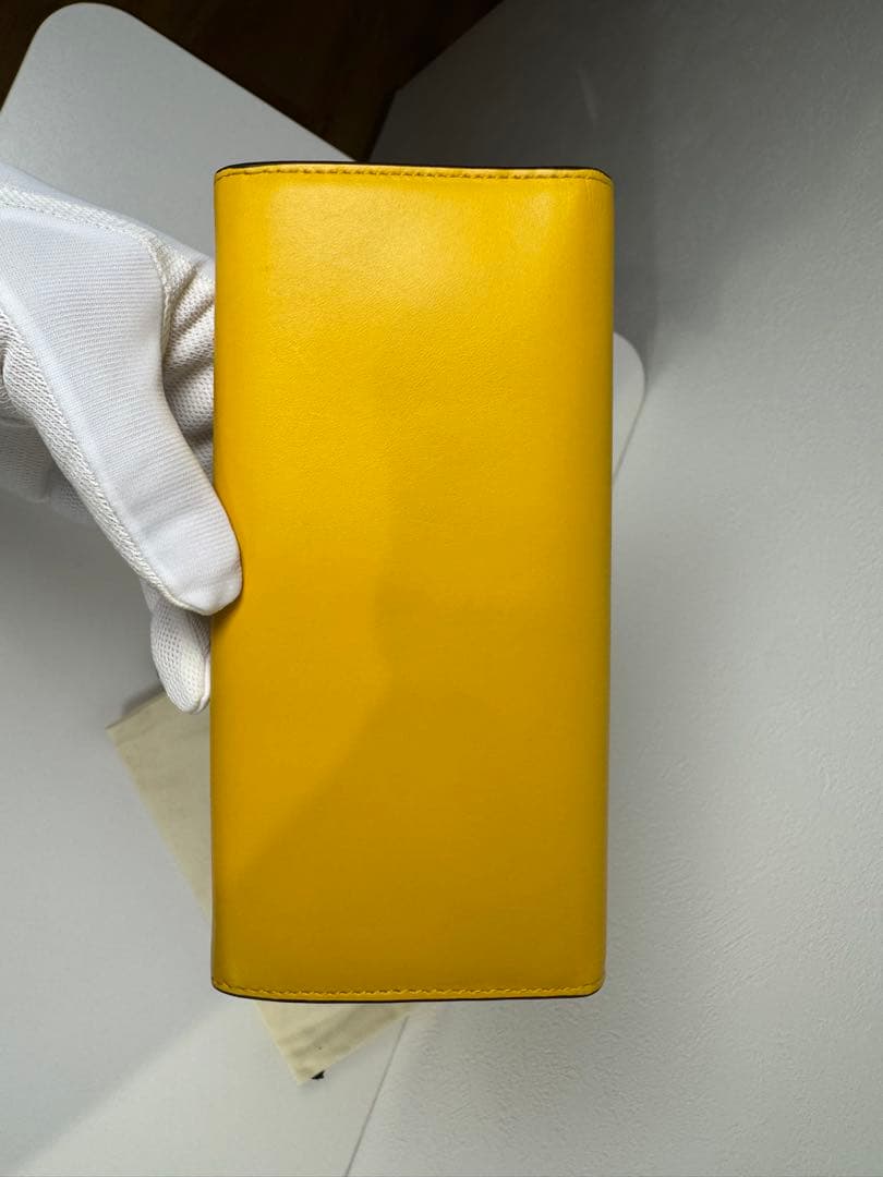 FENDI イエロー 長財布 保存袋付き