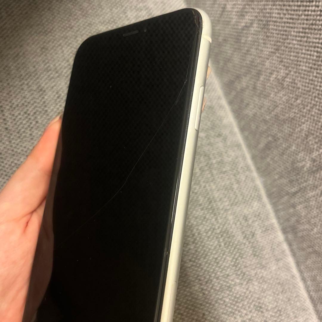 Apple iPhone XR ホワイト 本体　箱あり