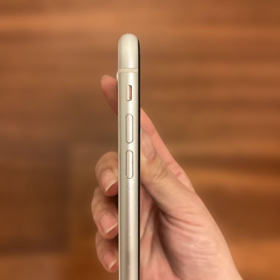 Apple iPhone XR ホワイト 本体　箱あり