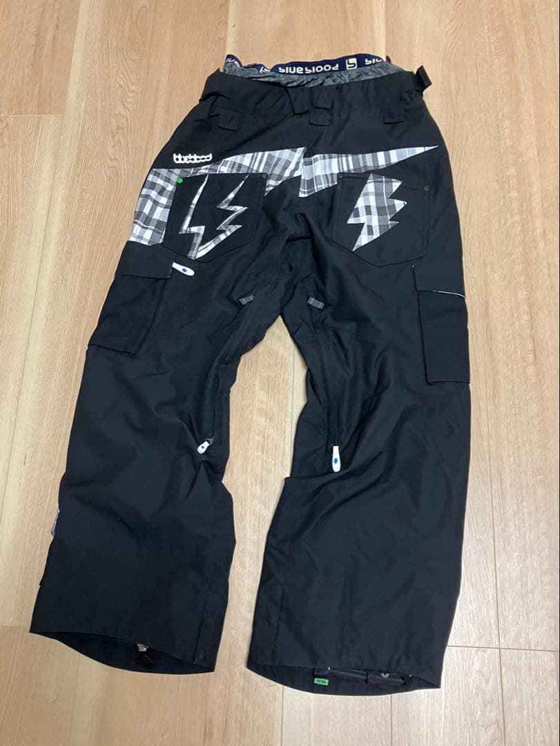 美品 ブルーブラッド　スノボーウェア セットアップ メンズ （M）