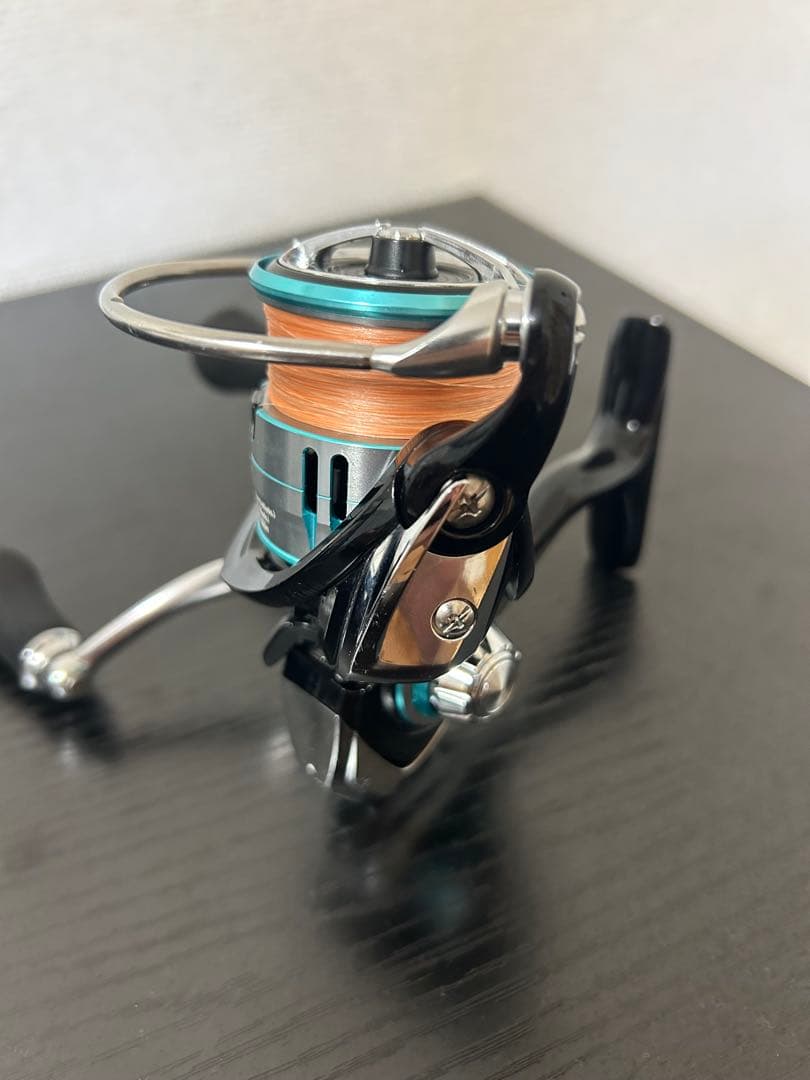 【ダイワ】 19エメラルダス LT 2500S-H-DH DAIWA✨早い者勝ち