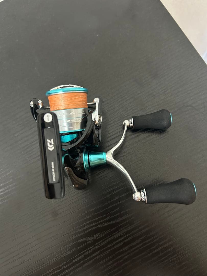 【ダイワ】 19エメラルダス LT 2500S-H-DH DAIWA✨早い者勝ち