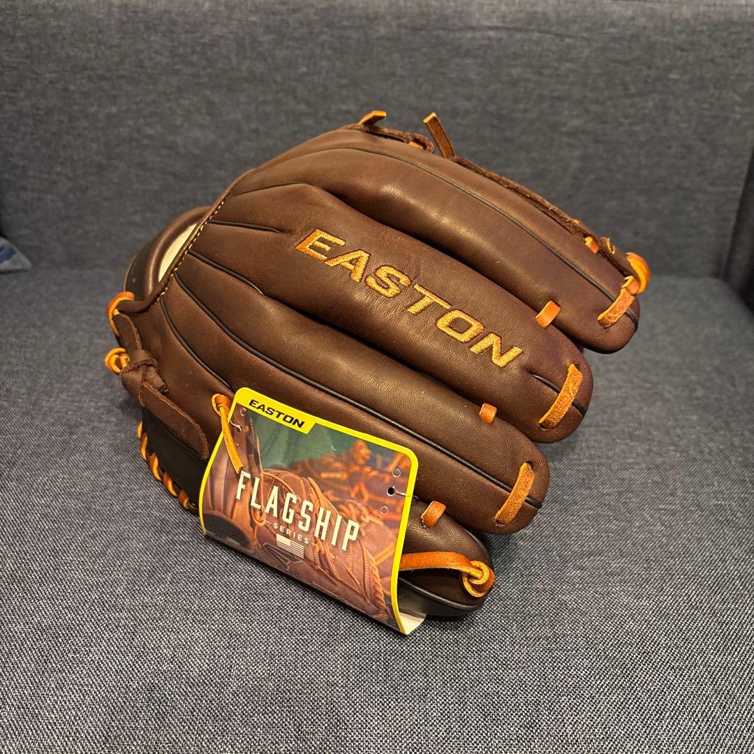 【日本未発売】EASTON FLAGSHIPシリーズ硬式投手用イーストン左投げ
