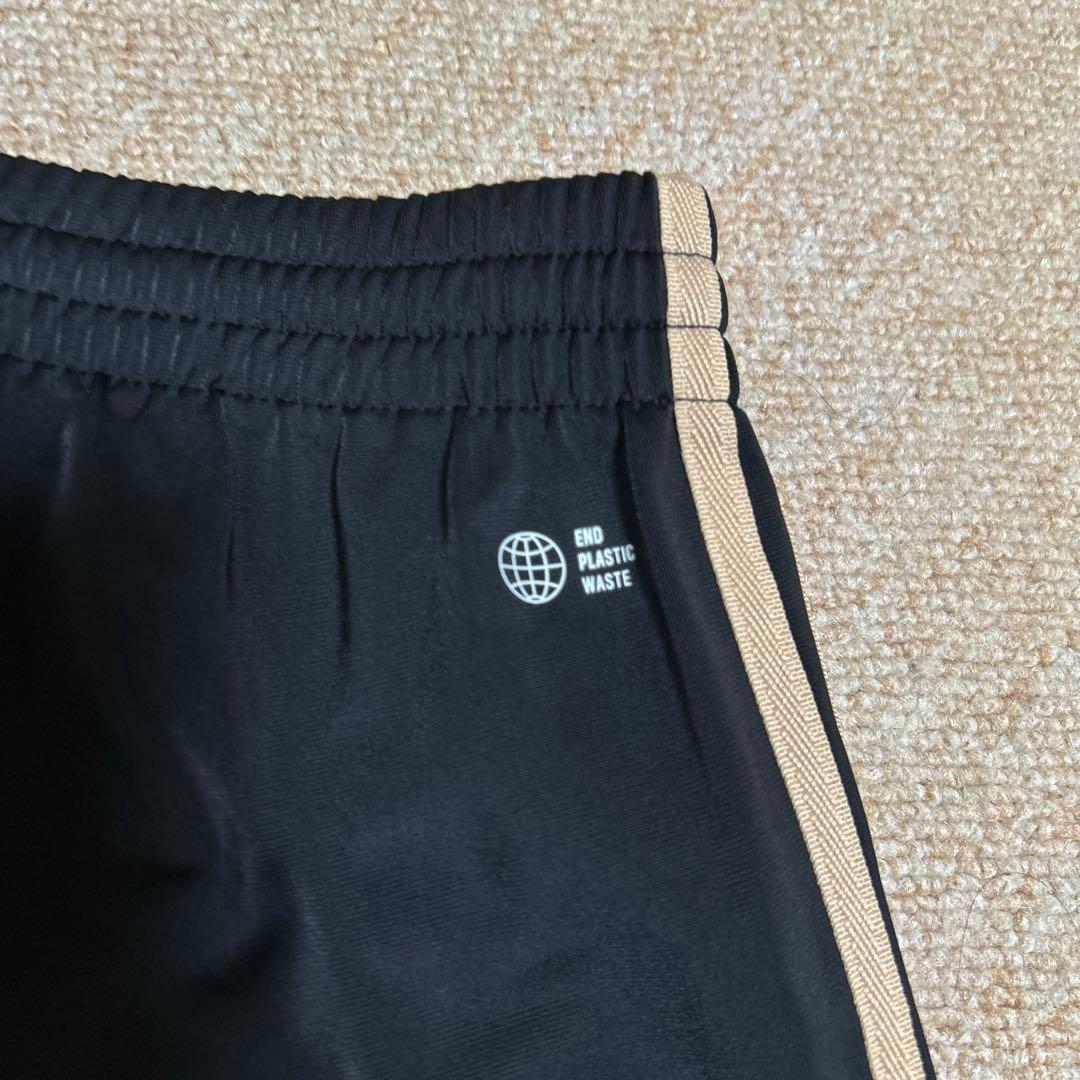 アディダス　トラックジャージ　上下