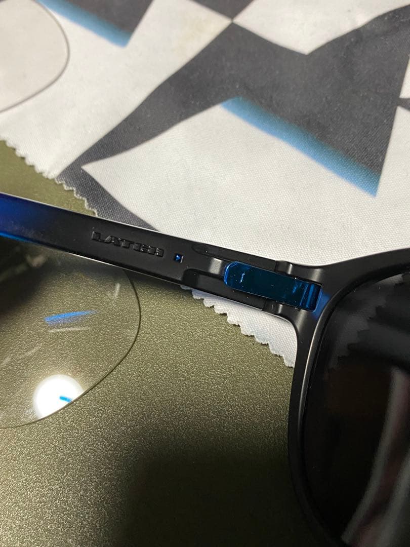 オークリー　ラッチ　替えレンズ付き