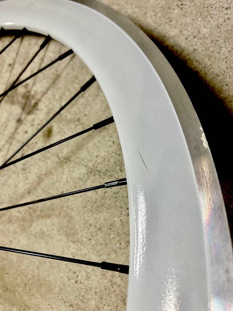 ◆FUN前輪ホイール 新品◆ホワイトでカッコいい！重量1.44kg