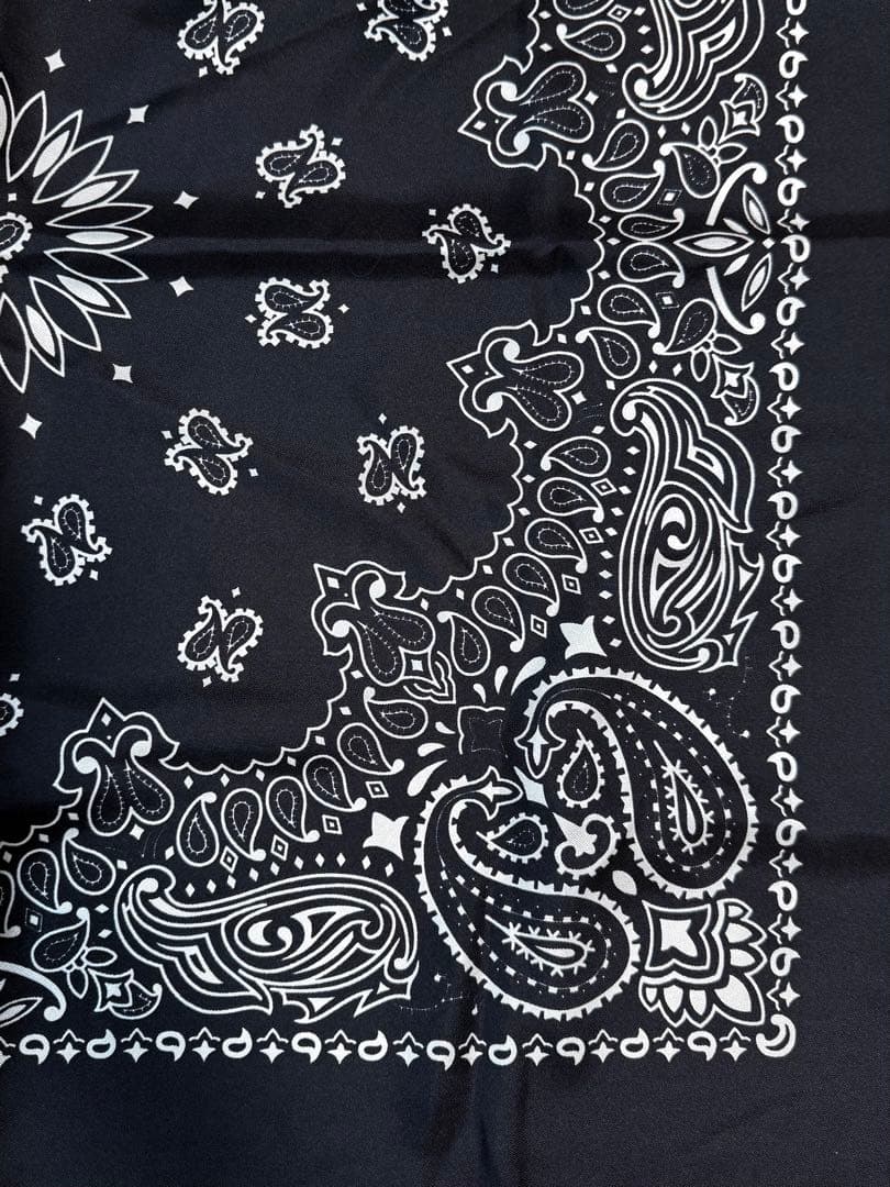 マニプリ　シルク100%バンダナプリントスカーフ65cm 新品未使用