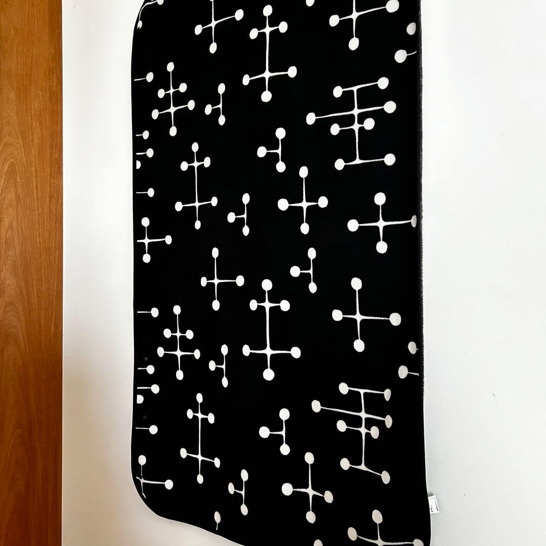 EAMES イームズ フリースブランケット ユニクロ - メルカリ