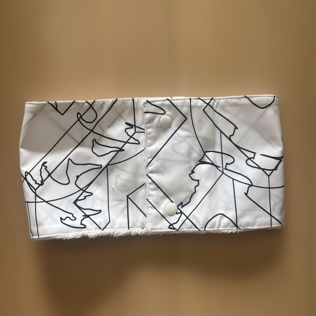 ★新品★Oakley リバーシブルジャケット ホワイト ネックウォーマー付き