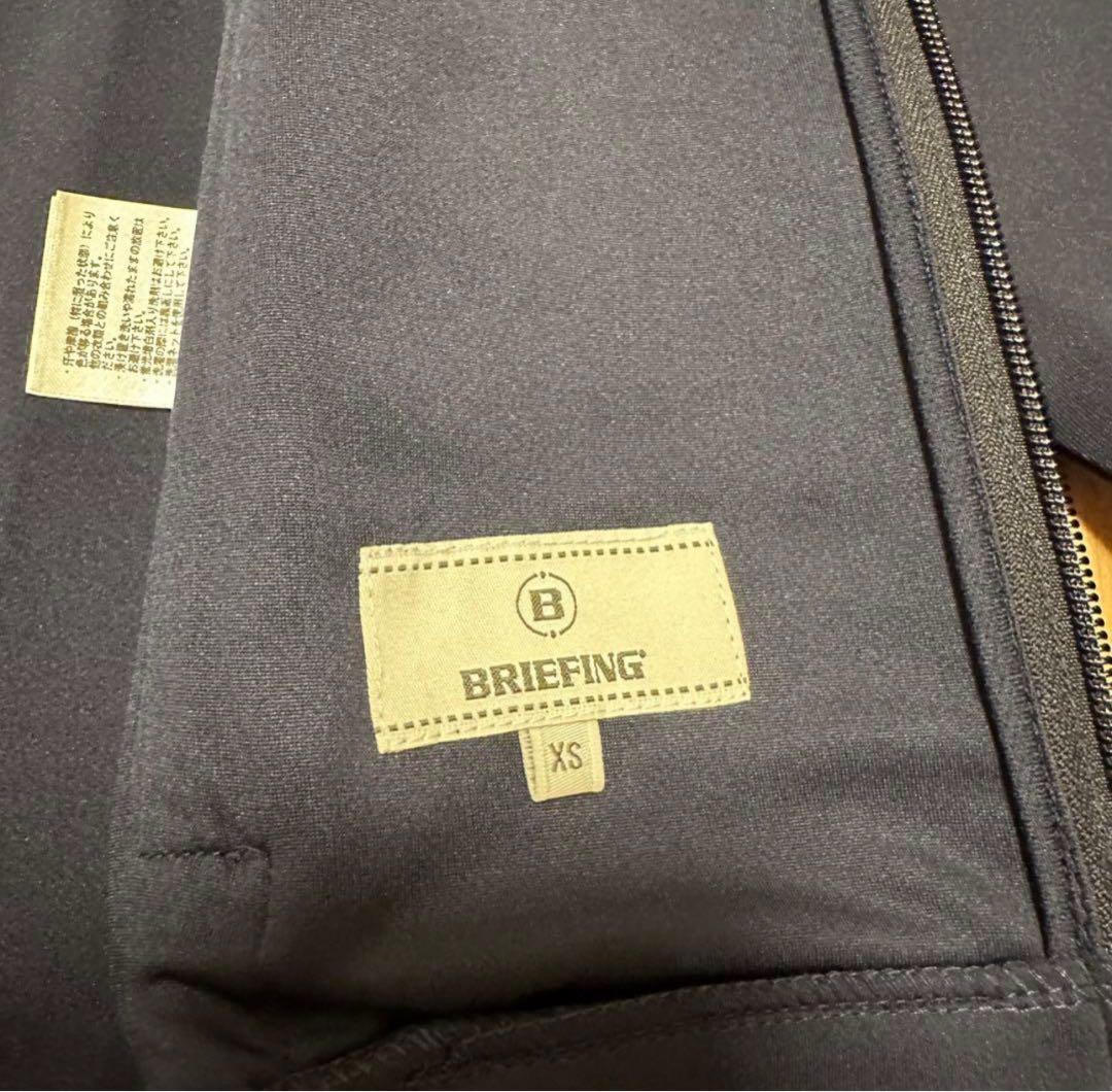 ブリーフィング　3Dロゴ　フード付パーカー　ネイビー　サイズXS 新品タグ付き