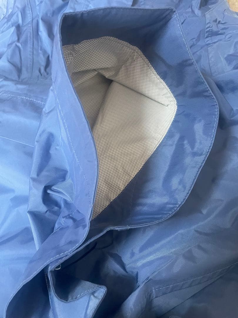 お値下げ　エーグル　未使用　フード付きポンチョ