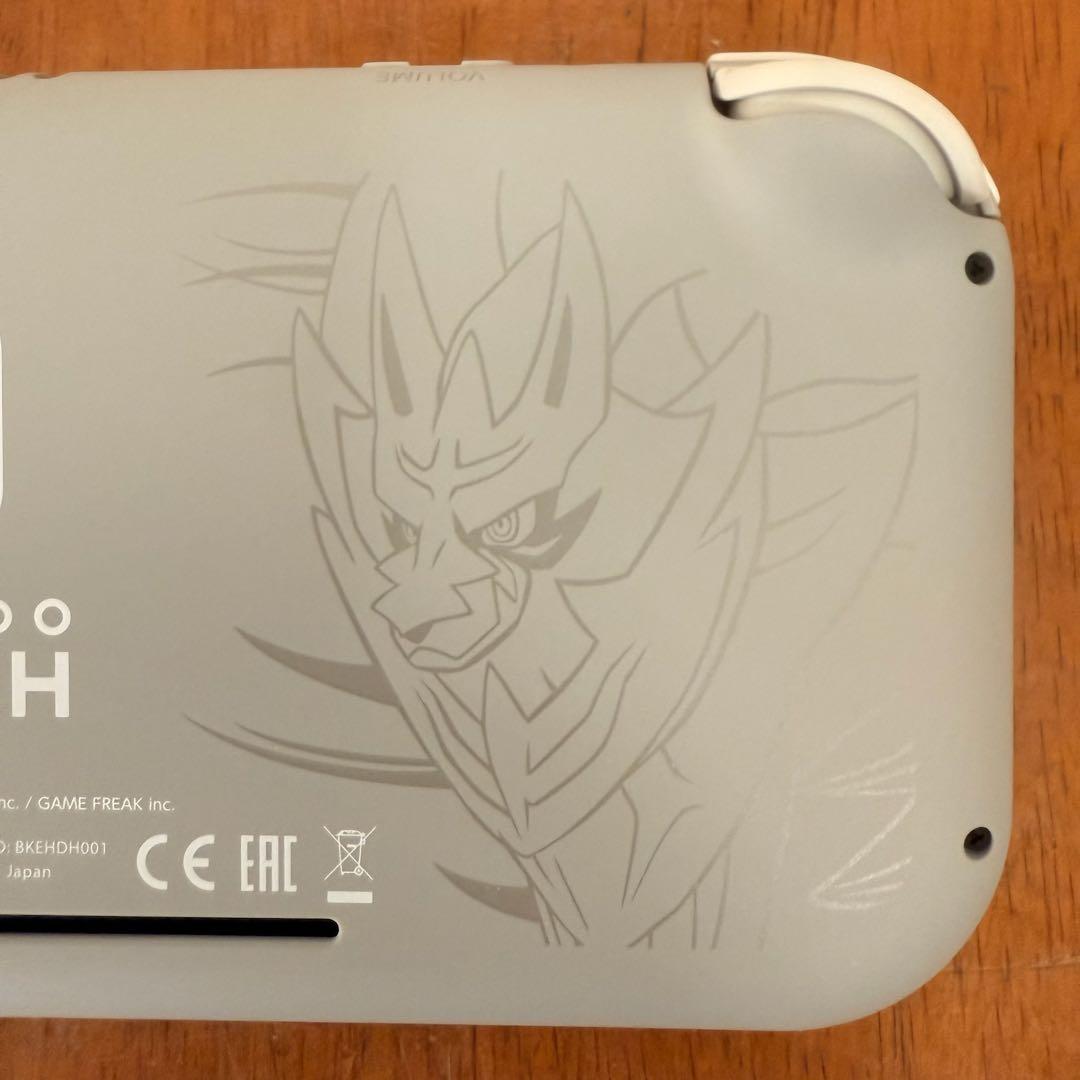 ● 美品 Nintendo Switch Lite 本体 ポケモン