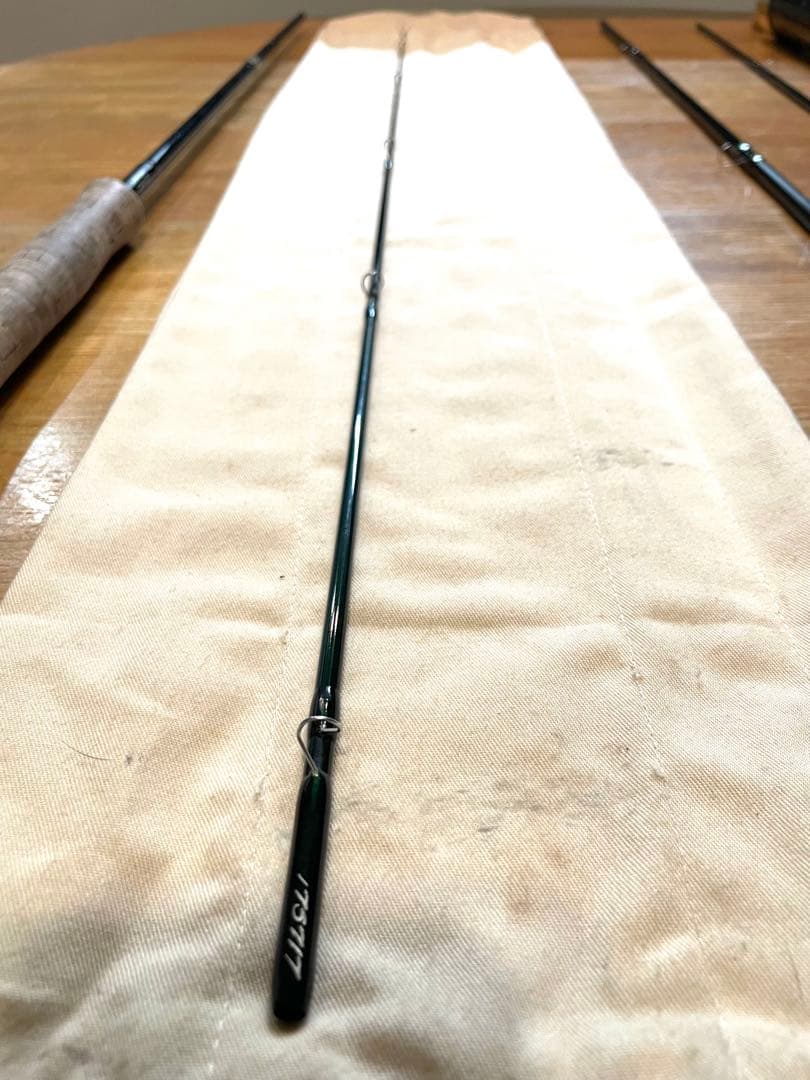 フライロッド 10ft #4boronⅢXロッドソックスロッドケース付き