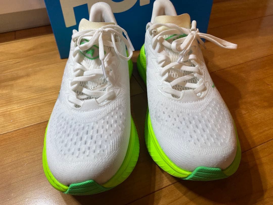 HOKA マッハ6 MACH6 ホワイト/グリーン　26.0