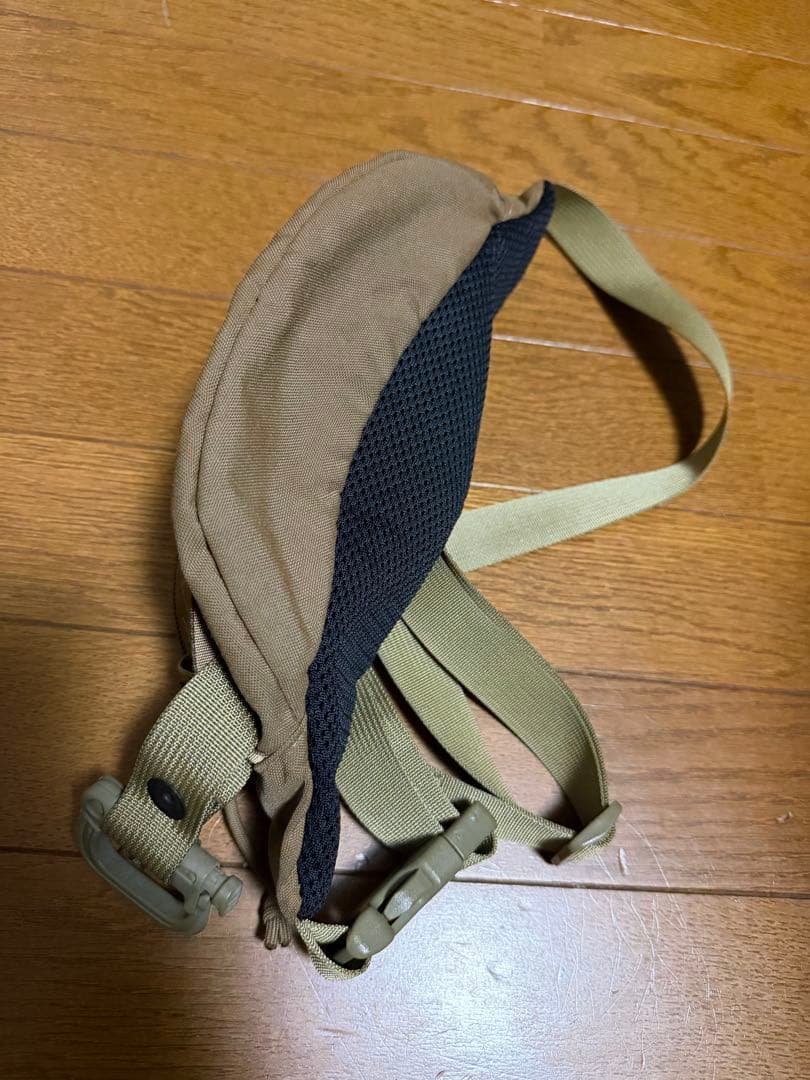 アメリカ製 ブリーフィング ウエストバック BRIEFING ボディバッグ