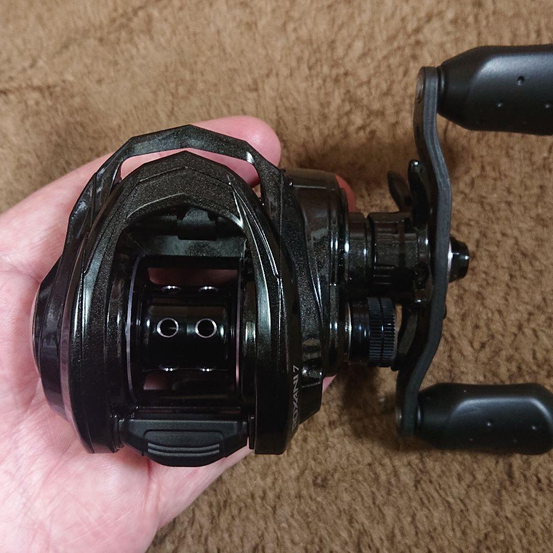 【超美品】アブガルシア ロキサーニ7 右ハンドル