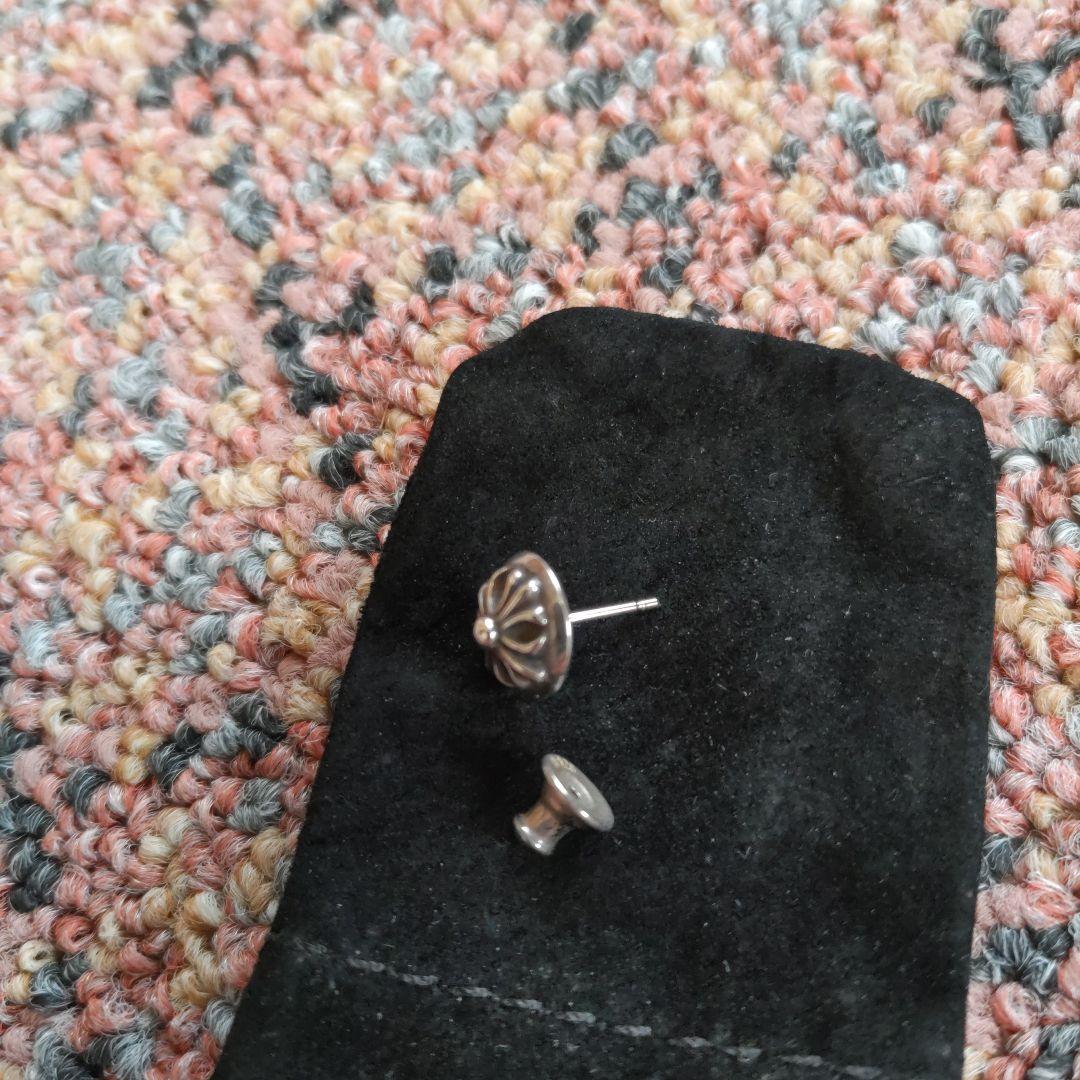 クロムハーツクロスボールピアス