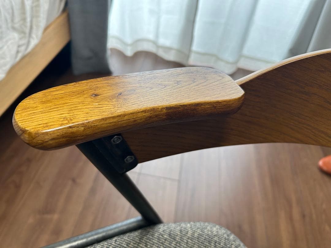 アデペシュ　ダニスショートアームチェア アームナチュラル