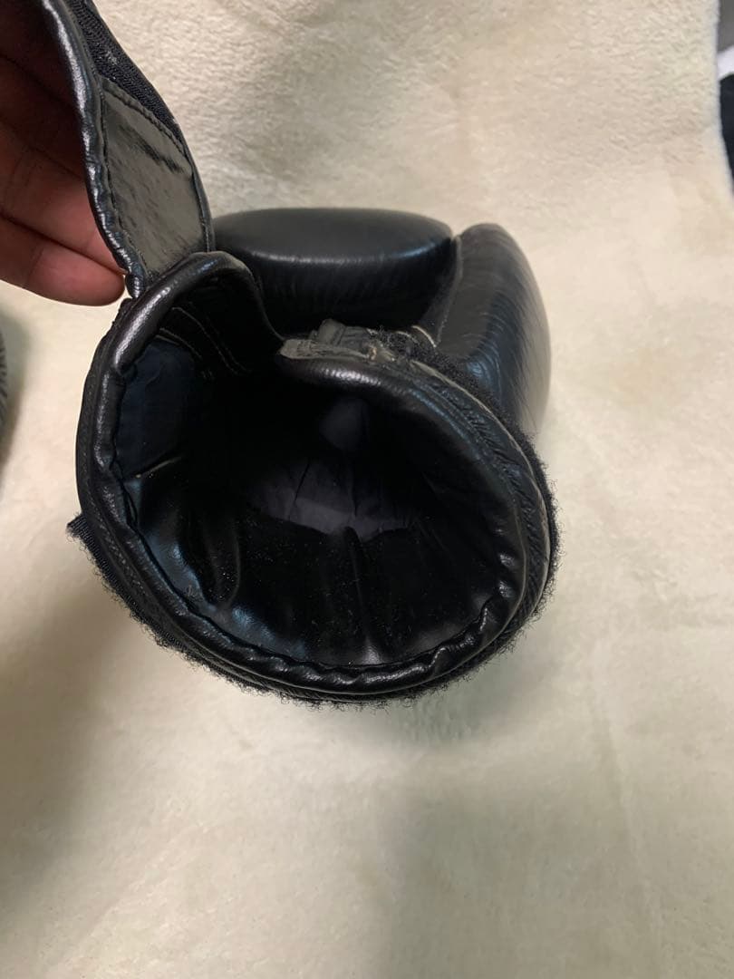 WINDY製 ボクシンググローブ BGVH 16 oz ブラック