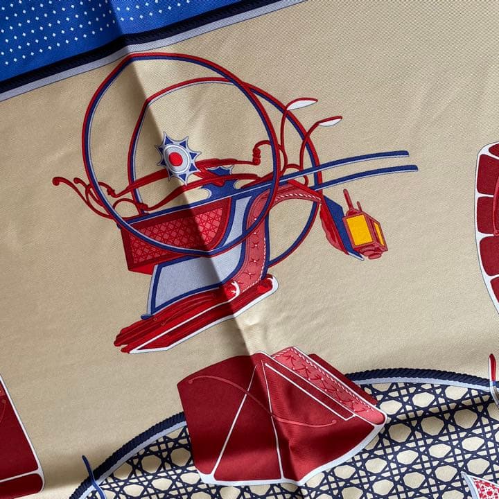 エルメス　クリスマス限定ケース　折畳式幌　馬車　カレ90 スカーフ