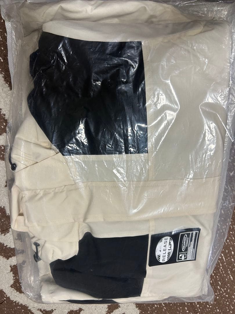 スノーボードウェア スキーウェア 上下セット レディース パンツ ジャケット新品