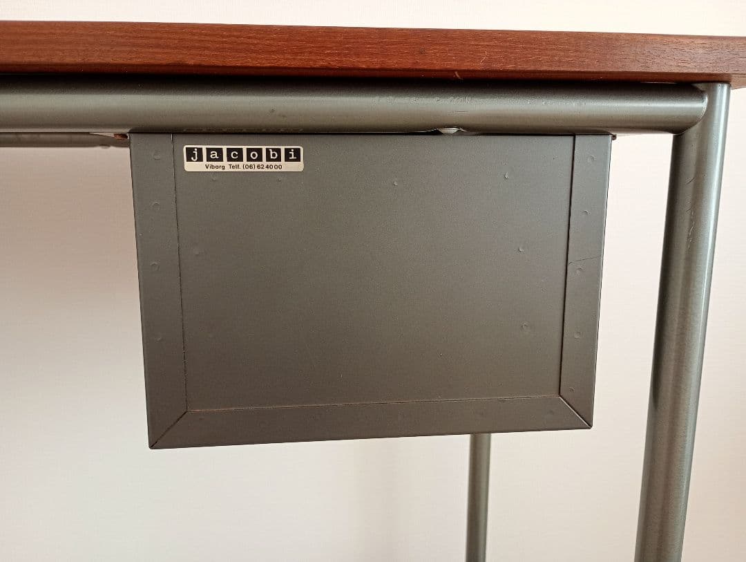 デンマーク　北欧　ヴィンテージ　キャスター付きデスク