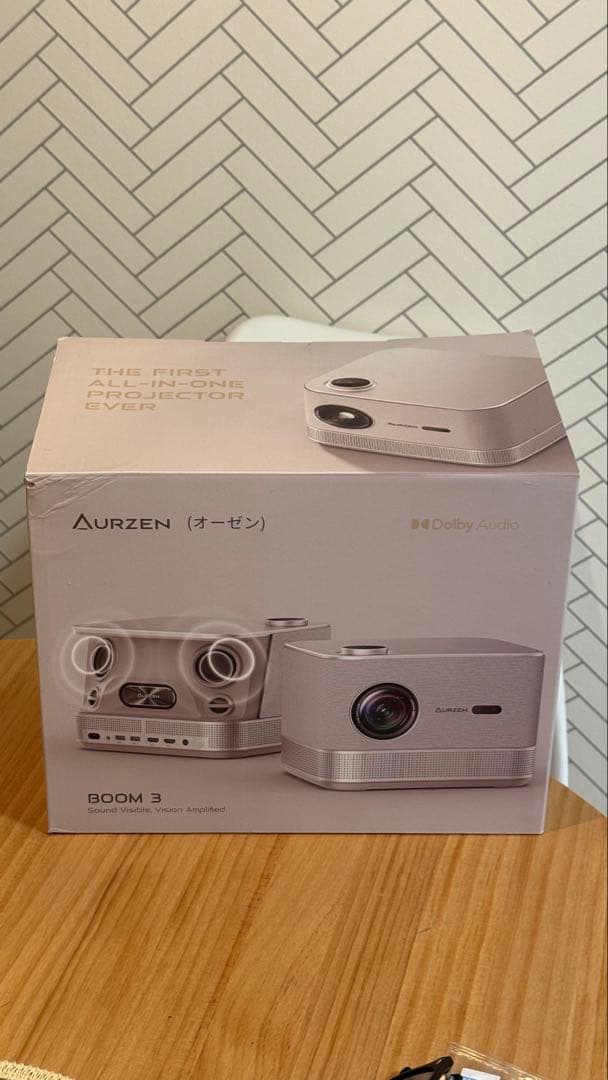 オーゼンAurzen 4K対応 ホームシアター　ホームプロジェクター BOOM3