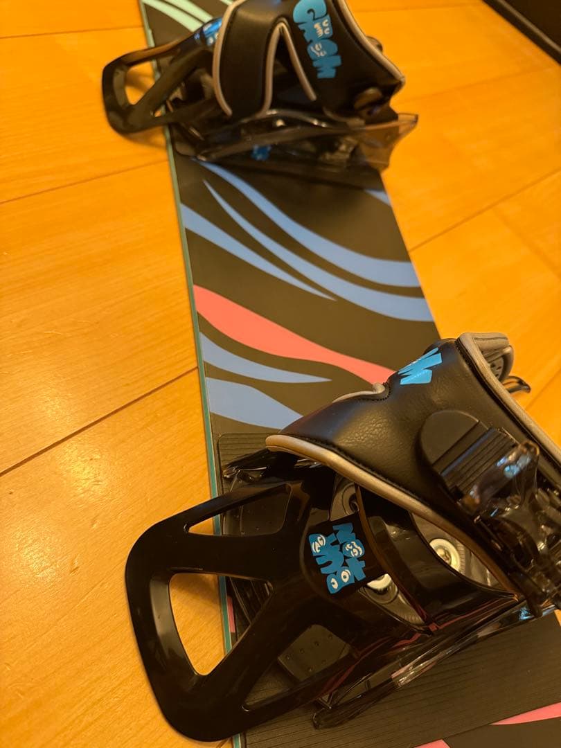 Burton ビンディング付き　バートン ミニグロム キッズ　スノーボード100