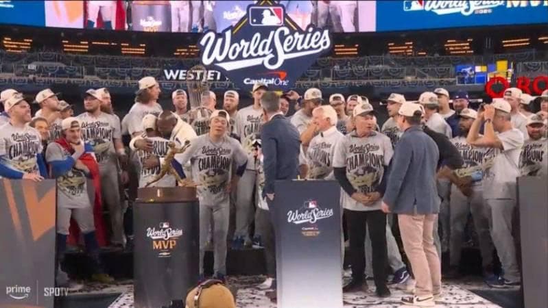 ドジャース・Dodgers 2025年ワールドシリーズ記念Tシャツ　Lサイズ