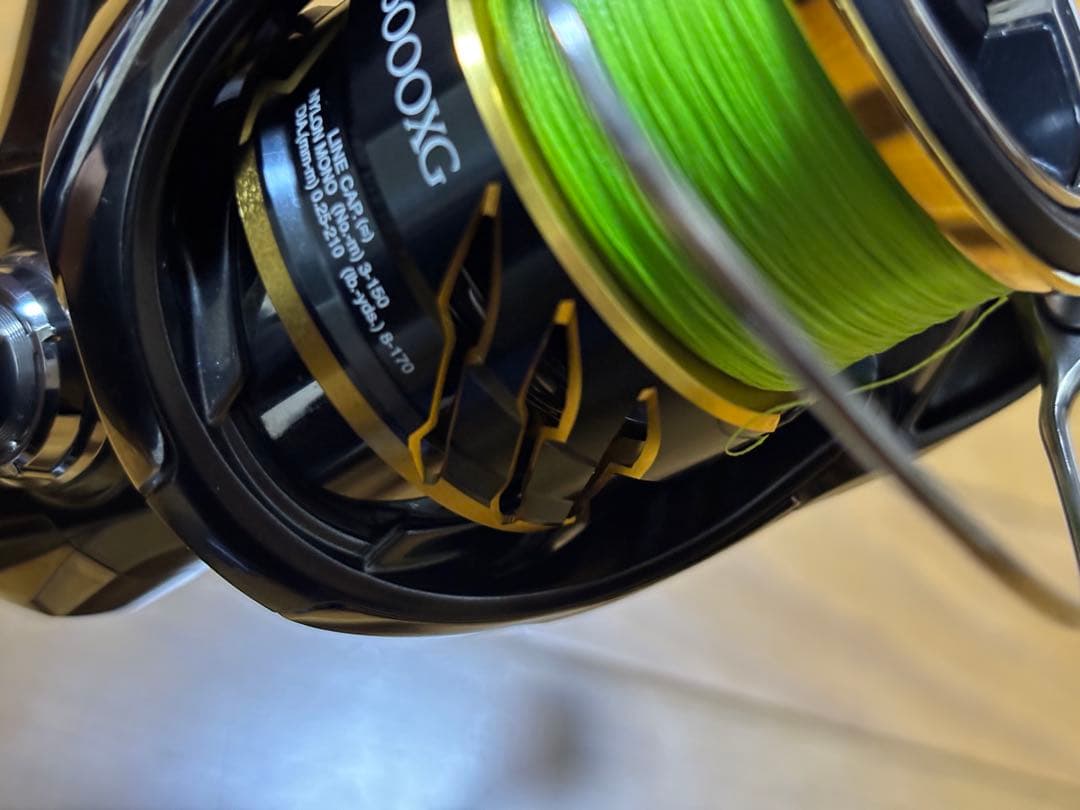 SHIMANO 20ツインパワー C3000XG [修理歴有・送料無料]